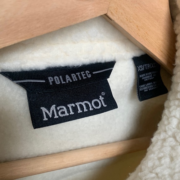 (Sold) Marmot Wiley Polartec Fleece Jacket | Cream and Black | XS - Picture 3 of 12